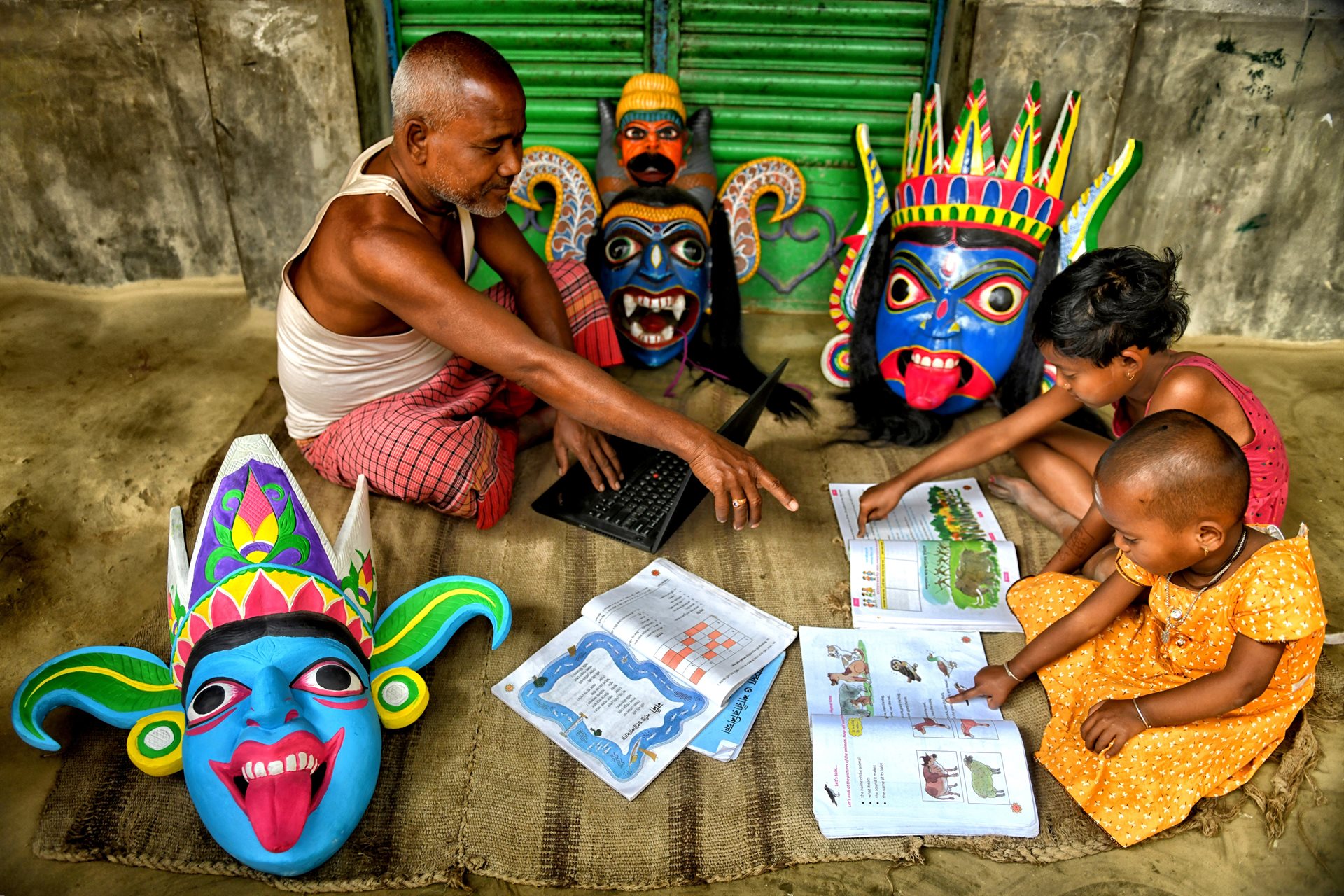 Avishek Das EFIAPb (IN)
